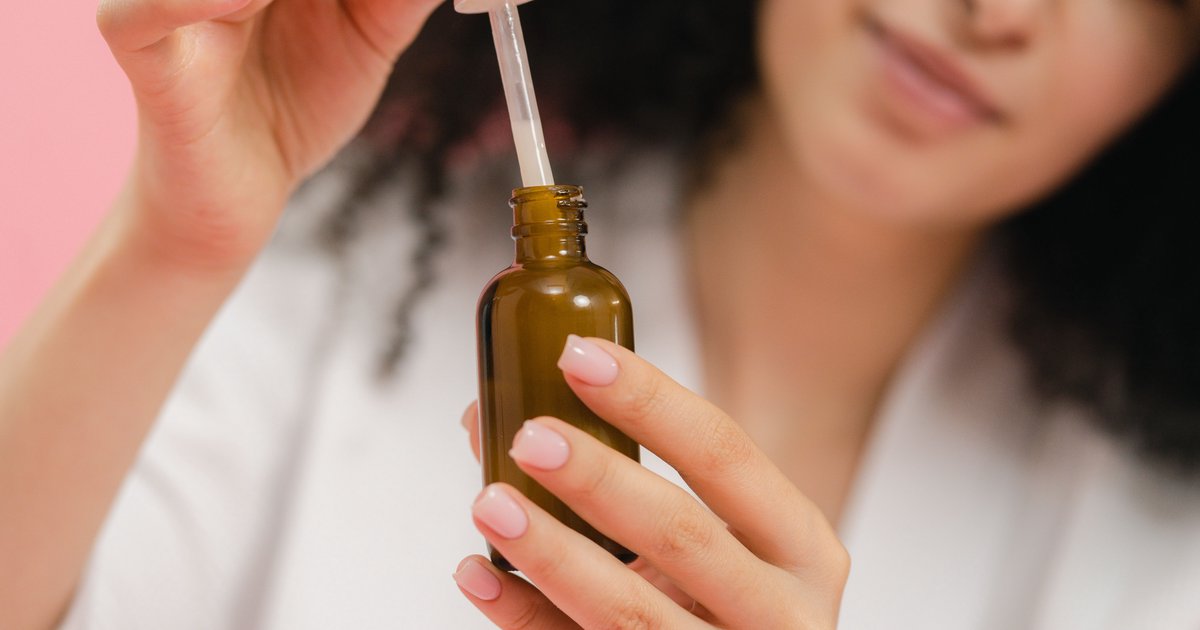 Jakie serum do twarzy – poradnik wyboru