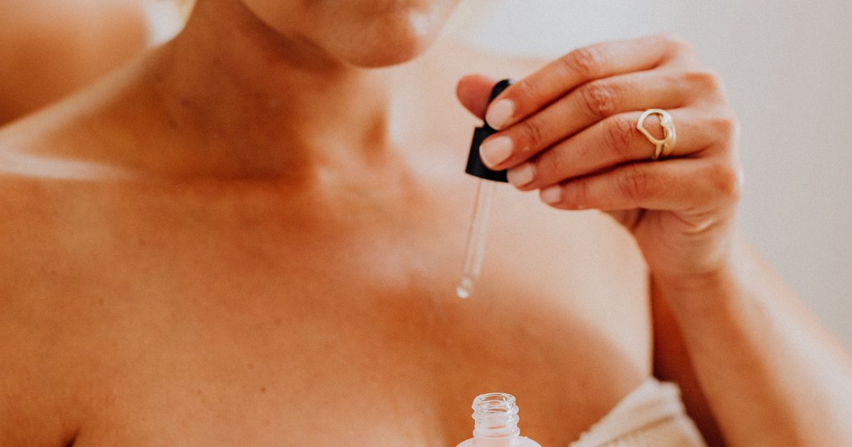 Serum nawilżające do twarzy Rossmann – top marki
